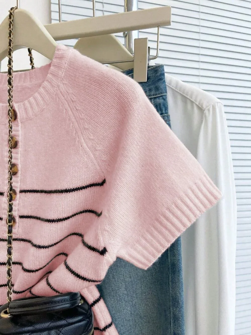 Pink Casual Women's Loose Round Neck Short Sleeve Knitted Stripe Sweater